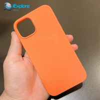 Coque de téléphone IExplore en silicone liquide couleur bonbon avec doublure en microfibre douce au toucher pour iPhone 15 Pro Max 15 Ultra