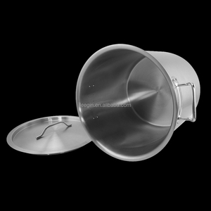 Olla para Sopa de Acero Inoxidable NSF de Diseño Clásico con Tapa, Apta para Gas e Inducción - Product Image 2