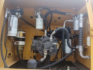 Excavadora de cadenas Volvo EC210 de 21 toneladas de segunda mano, con motor, caja de cambios, cojinetes y bomba originales usados, capacidad de cucharón de 1m, certificación CE - Product Image 3