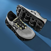 Scarpe da Corsa Retrò da Uomo OEM di Fabbrica, Sneakers Traspiranti in Mesh con Ammortizzazione, Calzature Sportive Versatili e di Tendenza
