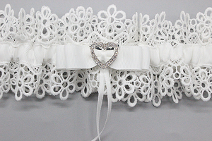 M8313-2 jarretière de mariée en dentelle gracieuse avec belle boucle en forme de coeur pour <span class=keywords><strong>robe</strong></span> de mariée - Product Image 3