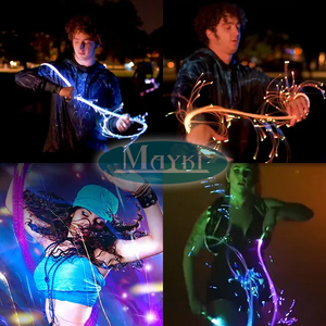 Fouet lumineux LED super lumineux à rotation 360° - Fouet de danse à fibres optiques rechargeable - Fouet à fibres optiques LED flexible de 6 pieds - Product Image 6