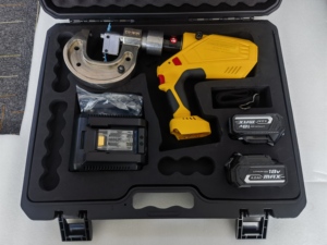 Pistola Remachadora Eléctrica de Alta Velocidad con Diseño Multifuncional - Product Image 4