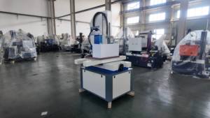 고속 미세 홀 방전 가공기 탁상용 드릴링 머신 Dd703 방전 드릴링 판매 - Product Image 3