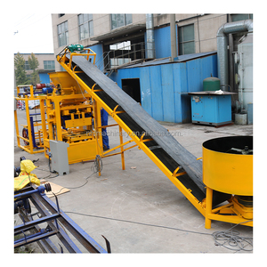 Stampi per Blocchi di Cemento QT4-26 Macchina Semi-Automatica per la Produzione di Mattoni Stampi per Mattoni Forati e Blocchi di Pavimentazione in Cemento in Vendita - Product Image 2