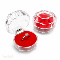 Boîte à bagues en acrylique transparent Hongfa, style cristal, avec couvercle à charnière, boîte de présentation de bijoux polygonale pour demande en mariage