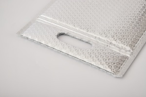 Bolsas de Burbuja Aislantes Tridimensionales Económicas, Bolsas de Envío Aisladas con Lámina de Aluminio, Material de Amortiguación Protector - Product Image 4