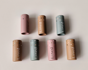 Contenedores reciclables de 10ml para cosméticos naturales Bálsamo labial redondo Contenedor de cilindro de cartón Kraft Contenedores de lápiz labial - Product Image 4