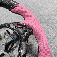Setir Mobil Serat Karbon Kustom Kulit Berlubang Warna Pink Cocok untuk Infiniti G25 G27 G35 G37