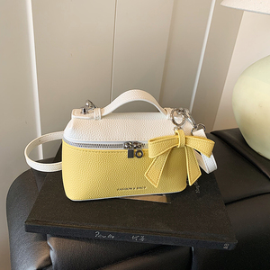 Nuova Borsa a Secchiello di Lusso con Glitter per Giovani Donne, Stile Vintage con Chiusura a Cerniera, Design con Nappine Portatile - Product Image 6