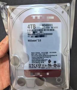 Disque dur WD40EFPX Red Disk Plus 4T 256M pour stockage réseau NAS, format vertical CMR 4 To - Product Image 3
