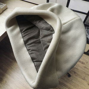 Bonnet en coton unisexe de qualité supérieure, broderie de paillettes, bonnet en tricot d'hiver, tissu respirant, ajustement confortable et douillet pour la plage et l'extérieur - Product Image 3