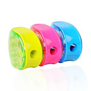 Sacapuntas Deli 0578 Color Caramelo Manual de Plástico Para Uso Escolar y de Oficina - Product Image 5