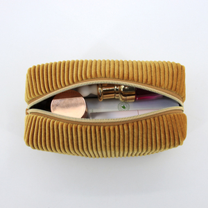 Bolsa de belleza de terciopelo plisado Premium de gama alta de fábrica BSCI, bolsa de maquillaje de lujo personalizada - Product Image 5