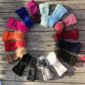 100% di modo Acrilico lavorato a maglia Nuovo Inverno Knit Della Pelliccia Pom Cappello A Coste Pelliccia Pom Pom Beanie Donne Knit Beanie Bobble Hat