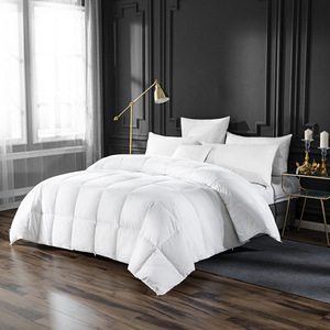 Piumino in Puro Cotone e Piuma d'Oca Bianca per Hotel 5 Stelle, Inserto per Piumone Invernale Singolo o Matrimoniale, Extra Spesso e Caldo - Product Image 3