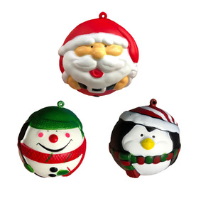 ของเล่นบีบซานต้า/ตุ๊กตาหิมะ/เพนกวิน - ชุดของขวัญ PU บรรเทาความเครียดสำหรับคริสต์มาส ของเล่นโมจิบีบสนุกๆ สำหรับเด็กและของชำร่วยงานปาร์ตี้ในออฟฟิศ - Product Image 1