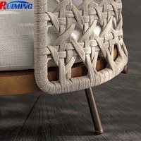 Ensemble de table basse d'extérieur et de deux chaises, table ronde en acier pour balcon avec chaises de salle à manger imperméables