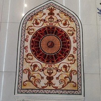 Usine en gros 100% Polyester brillant velours tapis de prière à la main tapis de prière islamique lavable pour un usage domestique
