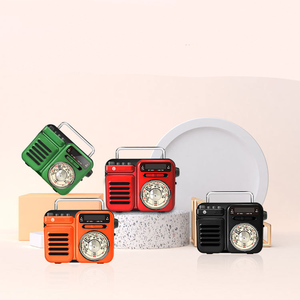 Radio AM FM WB Portátil Retro Personalizada, Estilo Vintage con Asa de Metal, Sintonización Multibanda para Uso en el Hogar y al Aire Libre - Product Image 4