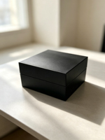 Boîte cadeau en carton noir personnalisable haut de gamme, écologique, en matériaux recyclés, recyclable