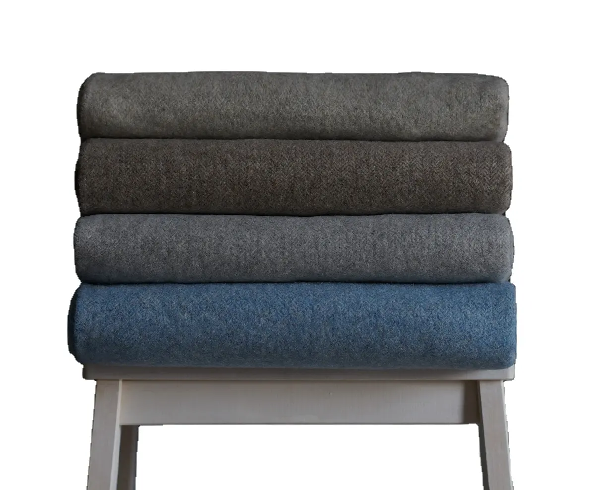 Coperta di lana 100 in lana di cammello Plaid di lusso in lana Merino su misura coperta intrecciata morbida calda per il letto