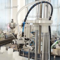 Machine de remplissage et de bouchage semi-automatique pour petits flacons de parfum, machine rotative de remplissage et de bouchage pour petites bouteilles