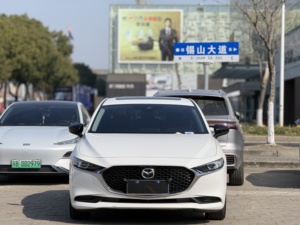 Mazda3 Axela <span class=keywords><strong>2022</strong></span>, 2.0L Automático, Edición Negra Elegance de Calidad, 6145 millas, 158hp, Volante a la Izquierda - Product Image 4