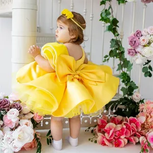 <span class=keywords><strong>Vestido</strong></span> de niña de flores con lazo <span class=keywords><strong>amarillo</strong></span> <span class=keywords><strong>para</strong></span> boda, volantes hinchados, hasta la rodilla púrpura con vestidos de baile <span class=keywords><strong>para</strong></span> fiesta de cumpleaños de primera comunión - Product Image 1