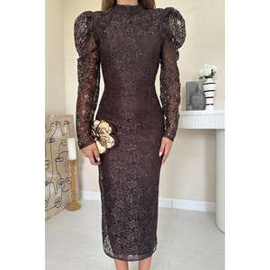 ชุดเดรสลูกไม้สีน้ำตาลหรูหรา แขนพอง แต่งผ้าซีทรู เหมาะสำหรับงานกลางคืน - Product Image 2