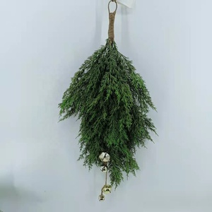 Arrangements saisonniers extérieurs élégants Décorations de Noël en cyprès de cèdre artificiel Produit d'art de qualité supérieure - Product Image 4