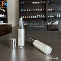 Flacon pompe en mousse plastique de 30ml pour cosmétiques Récipient pompe à lotion vide avec bouchon à vis pour crème peau liquide Type de joint