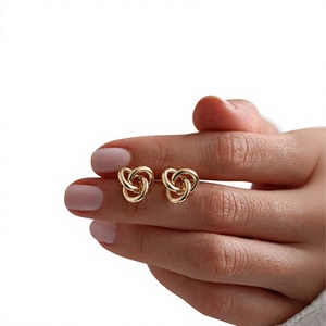 Pendientes de Botón con Nudo Chapados en Oro de 18K, Joyería Unisex Minimalista para Uso Diario - Product Image 1