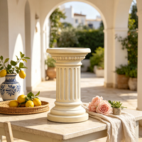 Socle de colonne cannelée romaine en résine, fait main, peint à la main, blanc crème, avec capitale perlée, pour plantes, style classique, pour jardin extérieur
