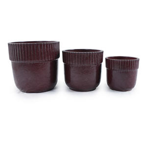 Ensemble de pots à fleurs en céramique bordeaux foncé brillant de style américain, bord côtelé, écologique, durable, pour l'intérieur, l'extérieur, le jardin, la terrasse - Product Image 4