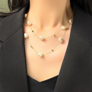 Collar de Perlas Irregulares con Baño de Oro PVD de 18K y Acero Inoxidable para Mujer |   Elegante Joyería de Estilo Barroco en Capas - Product Image 3