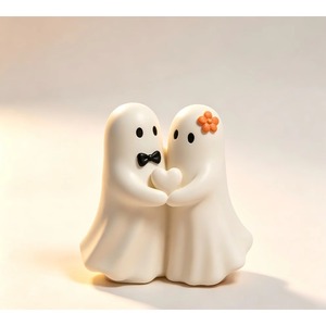 Vente en gros de sculptures en résine faites à la main et peintes sur mesure pour couple d'Halloween, motif Citrouille, Chevalier, Mariée, style dessin animé amusant, pour décoration - Product Image 4