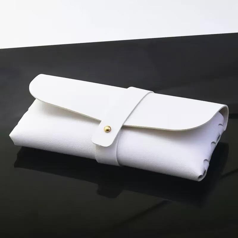 กล่องใส่แว่นตาพลาสติกแข็ง