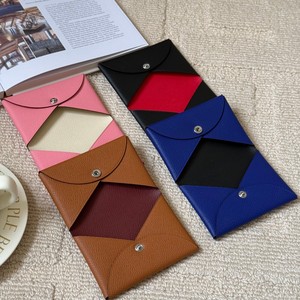Porte-cartes fin en cuir Epsom bicolore minimaliste de luxe, porte-monnaie compact bicolore pour femmes, portefeuille en cuir véritable - Product Image 2