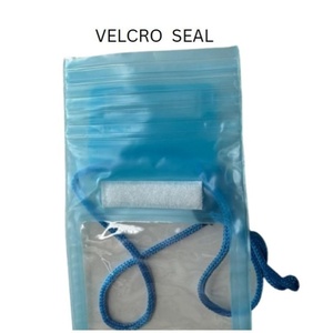 Pochette de téléphone portable étanche en PVC transparent pas cher avec sangle - Product Image 4