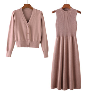 2024 Lente Nieuwe Aankomst Mode Slim Fit Lange Jurk En Lange Mouw V-Hals Oversized Losse Trui Jas Set - Product Image 2