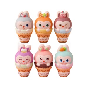 Muñeco Labubu Coca Cola de 6-6.9 Pulgadas, Juguete Coleccionable de Plástico, Decoración para Habitación Infantil, Uso en Interiores - Product Image 5