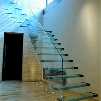 Escaliers flottants coût avec balustrade en verre trempé