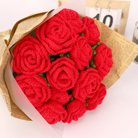 Cadeau de mariage en gros Paquet de roses décoratives pour la Saint-Valentin Fleurs en tricot au crochet faites à la main