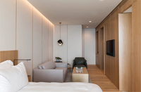 Ensemble de meubles de chambre d'hôtel moderne de luxe sur mesure ATWOKA avec lit double et mobilier de chambre d'hôtes