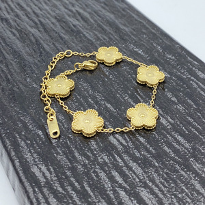 Bracciali <span class=keywords><strong>di</strong></span> Alta Qualità in Acciaio Inossidabile Placcato Oro 18k, <span class=keywords><strong>Gioielli</strong></span> <span class=keywords><strong>di</strong></span> Design <span class=keywords><strong>di</strong></span> Marche Famose, Bracciale a Cinque Petali 9MM 13MM - Product Image 4