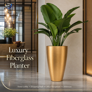 Jardinière en fibre de verre durable de luxe ML, pot de fleurs moderne doré pour l'intérieur/l'extérieur, pour la maison, le jardin, le hall d'hôtel et le bureau - Product Image 6