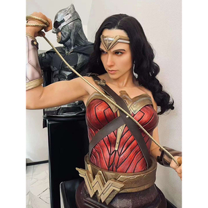 Célèbre Film <span class=keywords><strong>Figure</strong></span> <span class=keywords><strong>Loki</strong></span> Bust Super Heroes Statue - Product Image 4