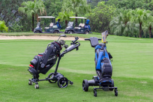 <span class=keywords><strong>Chariot</strong></span> de golf électrique 2026 avec télécommande et fonction Follow Me pour transporter un sac de golf - Product Image 4