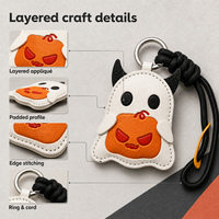 Breloque de sac en cuir patchwork d'Halloween en gros, pendentif de sac personnalisé, porte-clés, décoration de fête, OEM ODM pour les acheteurs de marques mondiales
